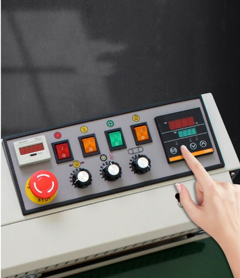 Continuous Band Plastic Bag Sealer voor het afdichten van zakken op het bureaublad bij 220V/110V spanning